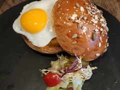 -HIGH FIVE哈福手工汉堡(桂林路店)