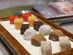 京六件-皇城根北京风味主题餐厅(中海环宇城店)