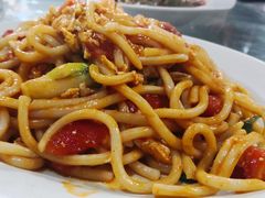 -YI PIN JU 一品居中餐厅 中国超市