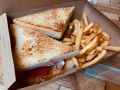 thebreakfastsandwich-Elephant Grounds(STARSTREET)