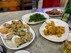 -四川小胡子海鲜(丁村万人海鲜广场店)