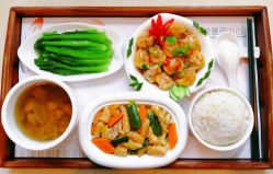 -莉泽月子中心(鹅潭汇店)