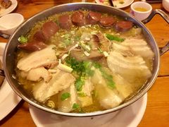 -闯关东东北农家菜(崂山石老人店)