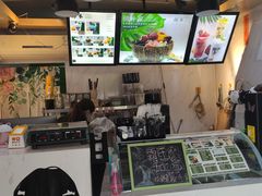 -津椰本·海南正宗椰奶清补凉(店一店)