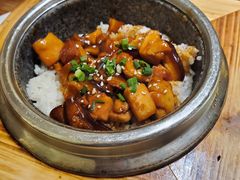 -明洞阿姨·韩式酱蟹烤肉·创意料理(三元桥店)