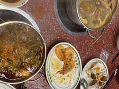 -四囍码头海鲜烧烤自助火锅(外滩南京东路悦荟广场店)