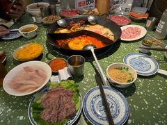 -五里关火锅(上海鑫耀·光环Live店)