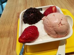 雪山草莓-满记甜品(荟聚购物中心店)