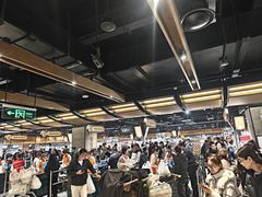 -胖东来生活广场(健康路店)