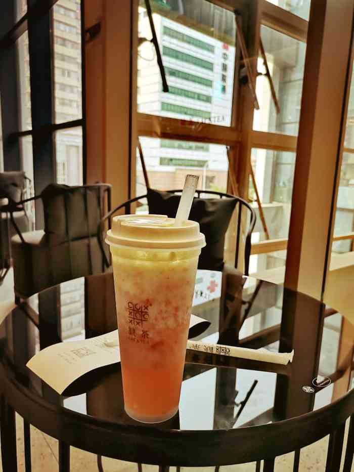 缺茶lacktea(万科店)-"「大四喜」奶茶味道比较复合,喝在嘴里能喝.