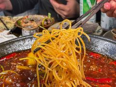 -黄潇洒老火锅(九眼桥宏济巷店)
