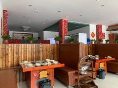 -哈尔滨东北铁锅炖(都督街店)