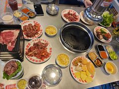 -哈哈碳都·牛肋条无限自助烤肉(台江万达店)