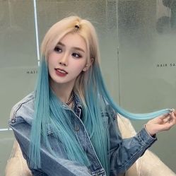 -丝语萱形象