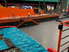 -极限PLAY运动娱乐新世界·团建派对潮玩休闲馆·室内蹦极高空游乐园