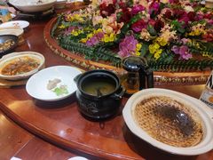 -梅花香里大酒店(郁金香路店)