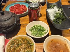 -老牌坊云南鱼豆花火锅(爱建店)