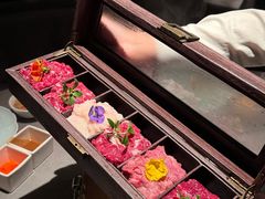 -左庭右院鲜牛肉火锅黑金店(陆家嘴中心店)