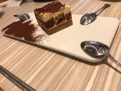 -必胜客(世欧广场店)