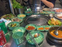 -欧巴炭烤肉오빠숯불구이(南京东路店)
