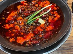 -旧街市鲜货老火锅(大光路店)