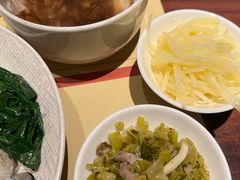 -荣家黄鱼面(前滩太古里店)