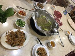-粤潮牛肉火锅店(江南大道店)