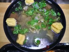 鸭血粉丝汤-百年尹氏汤包(湖南路狮子桥店)