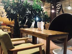 大堂-雨舍咖啡(汉神购物广场咖啡街区店)