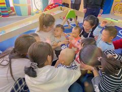 -红黄蓝早教(西海岸旗舰中心)