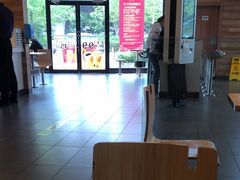 -麦当劳(长江西路得来速店)