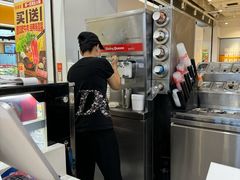 -DQ·蛋糕·冰淇淋(新玛特分店)