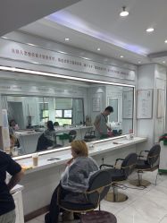 -镁连社·美联社