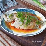 《家常清蒸桂鱼》肉质鲜美无比！汤汁拌饭是一绝！