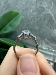 -LightOnly·培育钻石婚戒定制(天坛店)