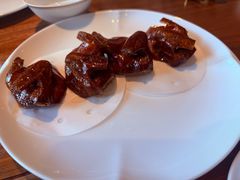 脆皮妙龄鸽-新荣记(西溪湿地店)