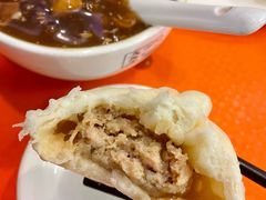 猪肉三鲜包子-天兴居(鲜鱼口街店)