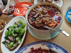 -渝信川菜 · 川味家常菜(财富购物中心店)
