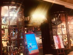 -西西弗书店&矢量咖啡(壹方购物中心店)