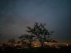 -鬼笑石后山停车场