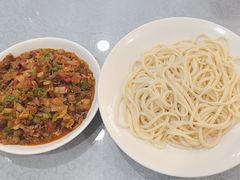 -汗腾格里·风味餐厅(新疆驻京办店)