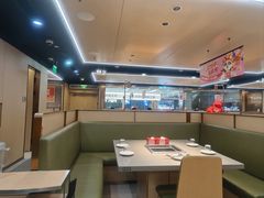 -海底捞火锅(杭州滨江九宜城店)