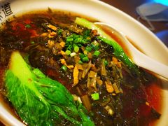 雪菜肉丝面-弄堂咪道-饭香·面香·馄饨香(钦州北路田尚坊店)