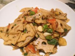 绿茶小炒藕片-绿茶餐厅(汇悦大融城店)