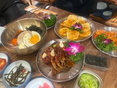 -明洞阿姨·韩式酱蟹烤肉·创意料理(三元桥店)