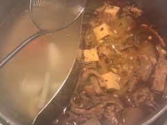 -左庭右院鲜牛肉火锅(浦江欢乐颂店)