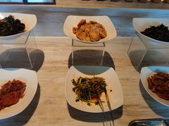 -万荟轩海鲜·粤式点心自助餐厅(蓝海风万怡酒店)