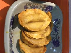 -老新隆牛肉锅贴(新街口店)