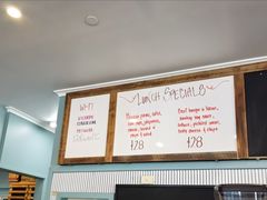 -12 Rocks Beach Bar Cafe