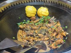 -锅老头海鲜铁锅炖